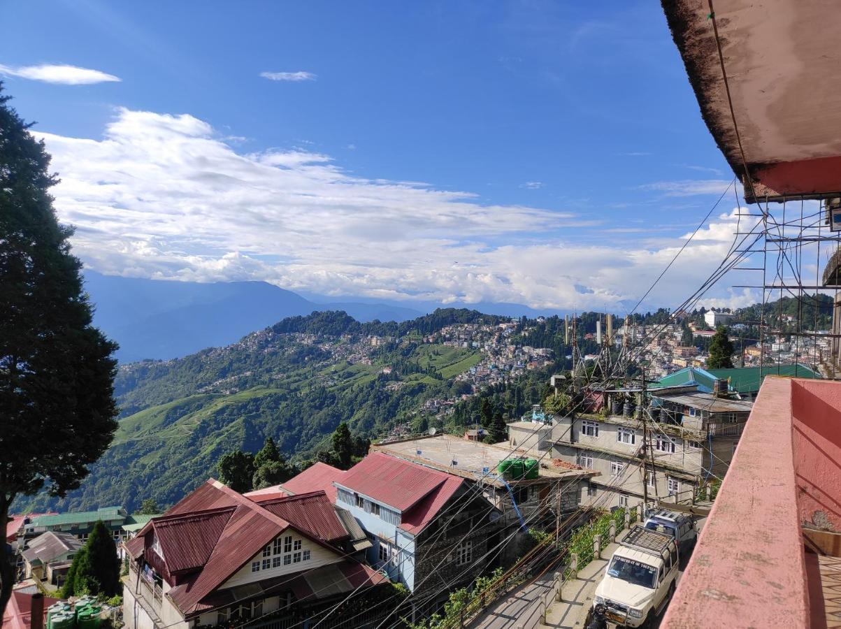 Wind Home Darjeeling- Budget Hotel Near Mall Darjeeling  Extérieur photo