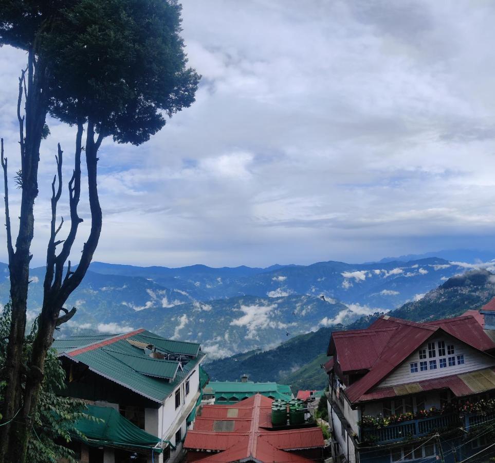 Wind Home Darjeeling- Budget Hotel Near Mall Darjeeling  Extérieur photo